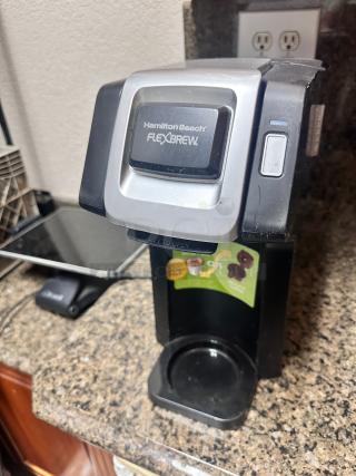 Excellent Hamilton Beach FlexBrew Single Serve Coffeemaker 115v Tested and Working!