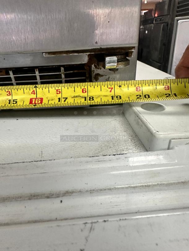 Excellent Beverage-Air  20"  Undercounter Refrigerator w/ (1) Sections & (1) Door, 115v Tested and Working! - Image 6 of 9
