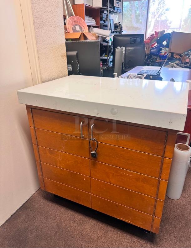 Wooden Host Station With Marble Top 36x24x36 - Image 7 of 9