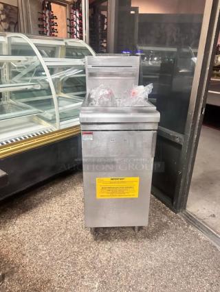 Excellent  Propane Double Basket Fryer Tested and Working!