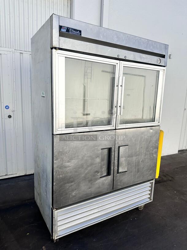 Excellent True  54"  Reach-In Refrigerator 115volt Tested and Working! - Image 6 of 7