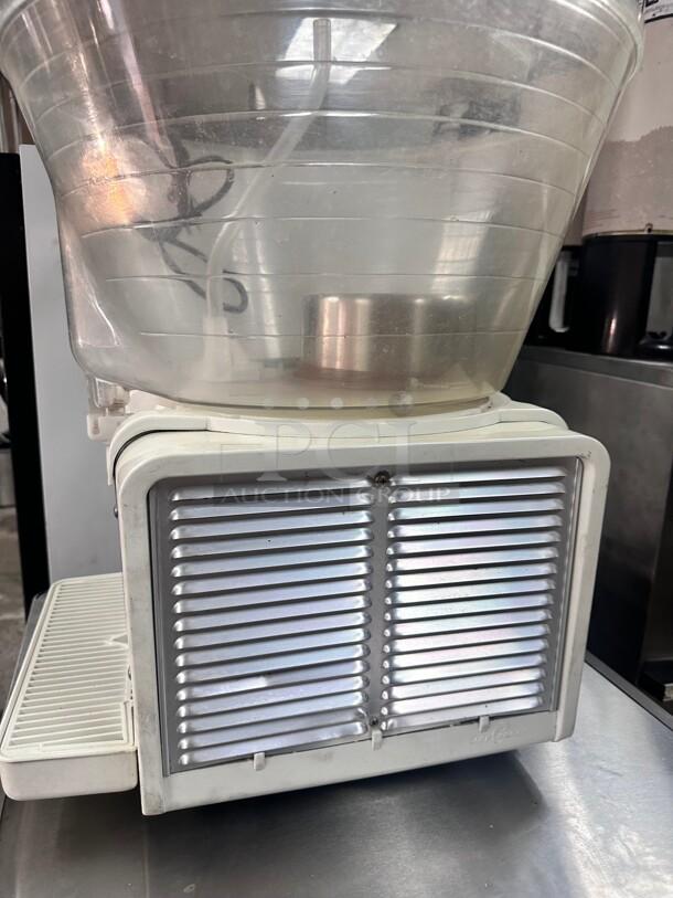 Excellent CORNELIUS Juice Beverage Refrigerated Dispenser  115volt Tested and Working! - Image 10 of 10