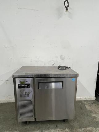 Turbo Air JUR-36S-N6 35 3/8" W Undercounter Refrigerator w/ (1) Section & (1) Door, 115v
