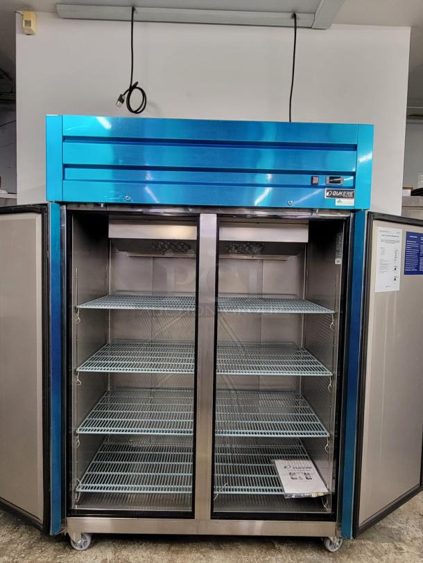 BRAND NEW DUKERS  Commercial Reach In Refrigerator Double Solid Door, Top Mount Compressor - Image 2 of 6