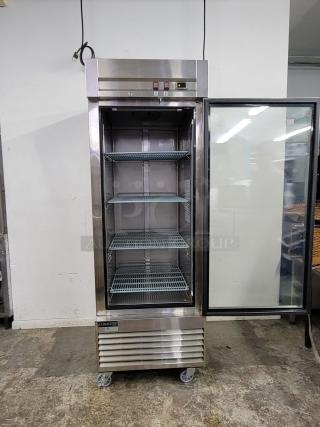 BRAND NEWE DUKERS  SINGLE GLASS DOOR REFRIGERATOR
