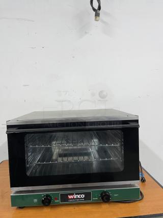WINCO  Half-Size Countertop Convection Oven, 120v
