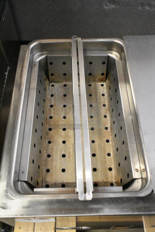 Stainless Steel Commercial Electric Powered 3 Bay Steam Table. 250 Volts, 1 Phase. - Image 5 of 11