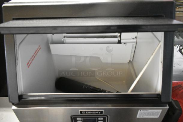Euhomy IM-02 Stainless Steel Commercial Undercounter Self Contained Ice Machine. 115 Volts, 1 Phase. - Image 6 of 8