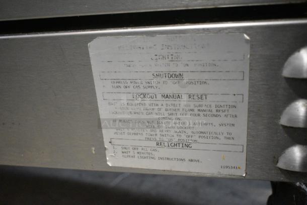Southbend TVGS/12SC Stainless Steel Commercial Natural Gas Powered Convection Oven w/ View Through Doors, Metal Oven Racks and Thermostatic Controls on Commercial Casters. - Image 7 of 8