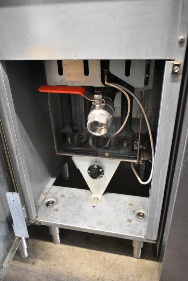 Vulcan 1VEG35M-1 Stainless Steel Commercial Floor Style Natural Gas Powered Deep Fat Fryer w/ 2 Metal Fry Baskets. 70,000 BTU. - Image 5 of 6