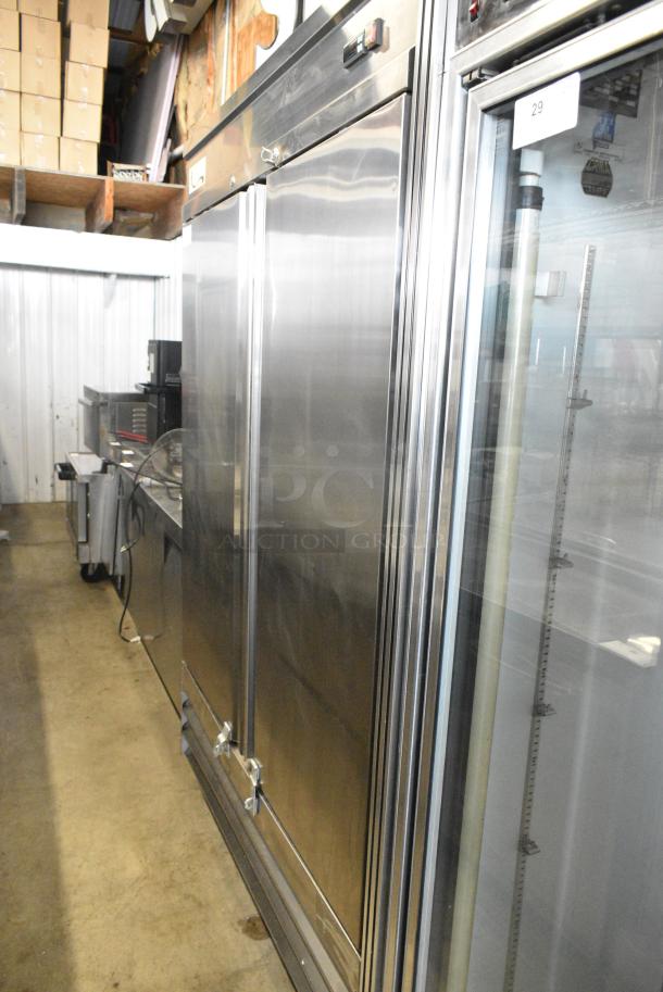 Avantco 178SS2FHC Stainless Steel Commercial 2 Door Reach In Freezer on Commercial Casters. 115 Volts, 1 Phase. Tested and Working! - Image 3 of 9