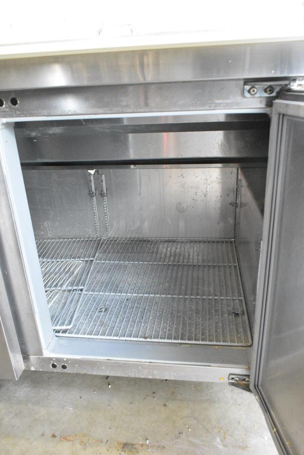 Continental PA68N Stainless Steel Commercial Pizza Prep Table w/ Oversized Cutting Board on Commercial Casters. 115 Volts, 1 Phase. Tested and Working! - Image 6 of 11