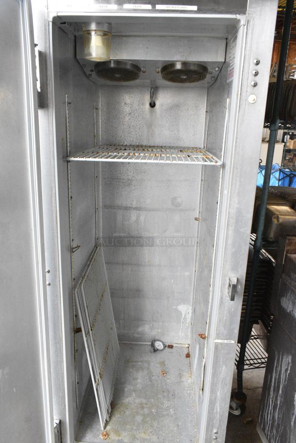 Continental 1R Stainless Steel Commercial Single Door Reach In Cooler on Commercial Casters. 115 Volts, 1 Phase. Tested and Working! - Image 5 of 6