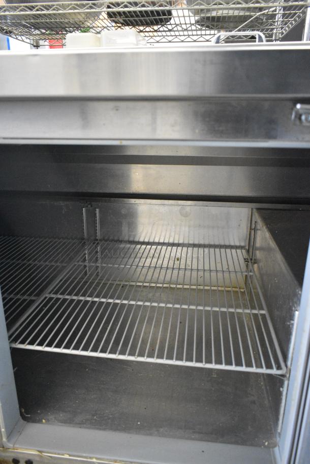 Continental PA93N Stainless Steel Commercial Pizza Prep Table on Commercial Casters. 115 Volts, 1 Phase. Tested and Working! - Image 5 of 12