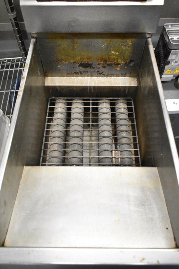 Pitco Frialator 40D Stainless Steel Commercial Floor Style Natural Gas Powered Deep Fat Fryer w/ 2 Metal Fry Baskets on Commercial Casters. 115,000 BTU. - Image 5 of 7