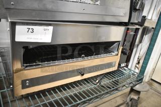 Wisco 561 Stainless Steel Countertop Electric Pizza Oven. 120 Volts, 1 Phase. Tested and Working!