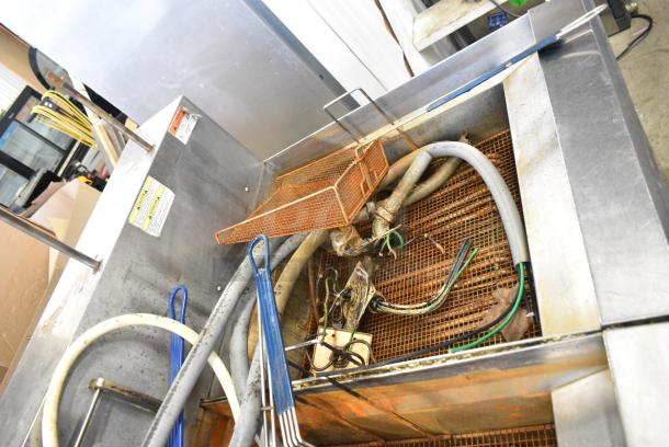 Giles EOF-24 Stainless Steel Commercial Electric Powered 3 Bay Deep Fat Fryer w/ Dumping Station on Commercial Casters. 480 Volts, 3 Phase. - Image 4 of 16