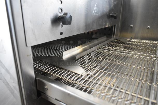 BRAND NEW SCRATCH AND DENT! Cooking Performance Group CPG 351ICOED Stainless Steel Commercial Countertop Electric Powered Conveyor Pizza Oven. 240 Volts, 1 Phase. - Image 7 of 8