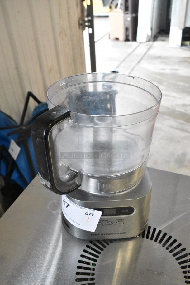 Ninja SS150 Countertop Food Processor w/ Poly Bowl. No Lid. Tested and Powers On But Parts Do Not Move - Image 1 of 6