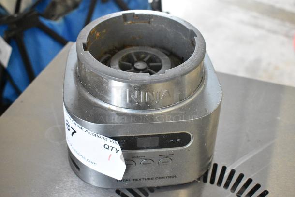 Ninja SS150 Countertop Food Processor w/ Poly Bowl. No Lid. Tested and Powers On But Parts Do Not Move - Image 2 of 6