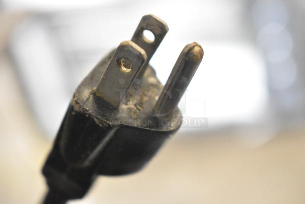 KitchenAid Metal Countertop Planetary Dough Mixer. 115 Volts, 1 Phase. Tested and Working! - Image 6 of 7
