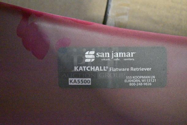 BRAND NEW SCRATCH AND DENT! San Jamar KA5500 KatchAll Magnetic Flatware Retriever Trash Can Lid - Image 6 of 6