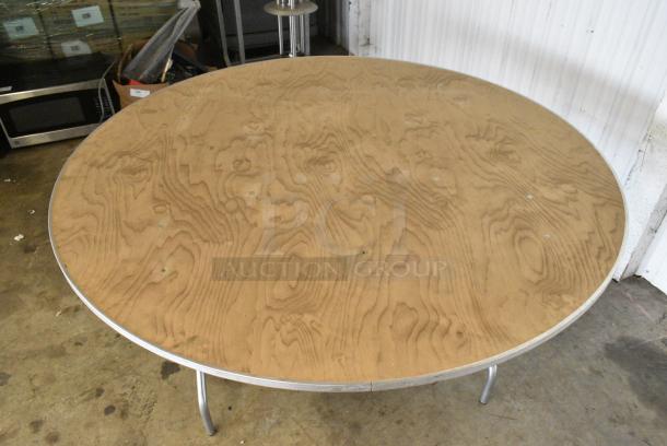 BRAND NEW SCRATCH AND DENT! Round Folding Table. - Image 4 of 4