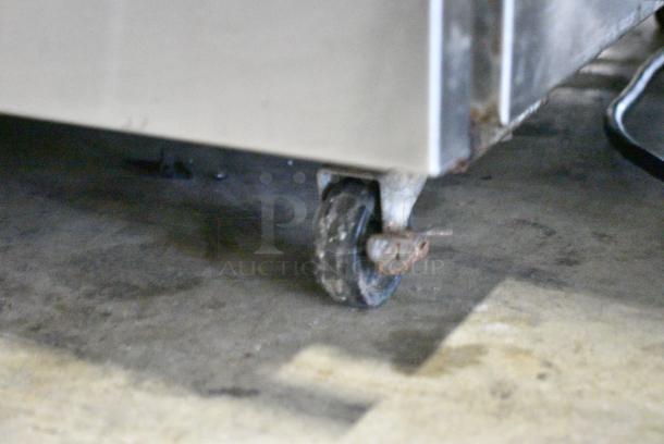 Randell 9404-7 Stainless Steel Commercial Single Door Undercounter Cooler on Commercial Casters. 115 Volts, 1 Phase. Tested and Working! - Image 3 of 6