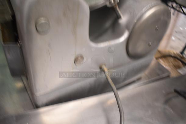Stainless Steel Commercial Countertop Automatic Meat Slicer. 115 Volts, 1 Phase. Tested and Working! - Image 4 of 9