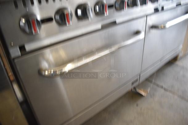 Stainless Steel Commercial Natural Gas Powered 6 Burner Range w/ Right Side Flat Top Griddle, 2 Ovens and Back Splash. - Image 6 of 10