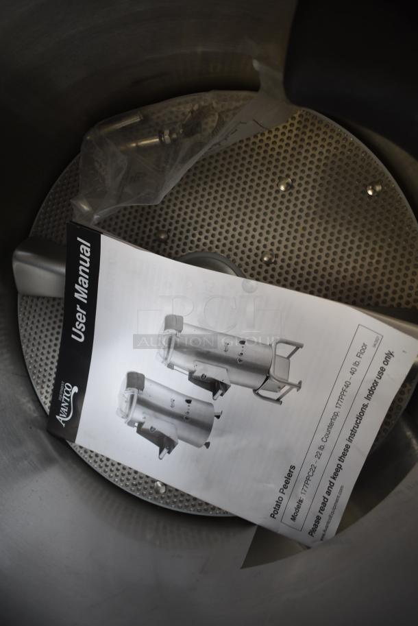 BRAND NEW SCRATCH AND DENT! Avantco 177PPF40 Stainless Steel Commercial Potato Peeler. 120 Volts, 1 Phase. Tested and Does Not Power On - Image 4 of 9