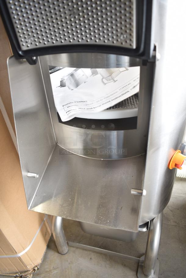 BRAND NEW SCRATCH AND DENT! Avantco 177PPF40 Stainless Steel Commercial Potato Peeler. 120 Volts, 1 Phase. Tested and Does Not Power On - Image 7 of 9