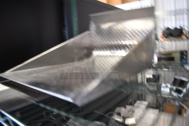 2 Metal Items; Dumping Station Insert and Panel. 2 Times Your Bid! - Image 3 of 5