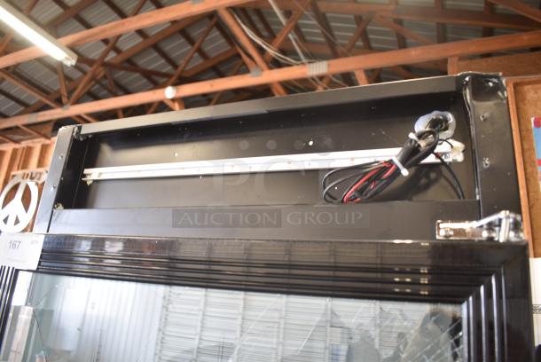 BRAND NEW SCRATCH AND DENT! 2024 KoolMore MDR-1GD-23C Metal Commercial Single Door Reach In Cooler Merchandiser. See Pictures for Broken Glass. 115 Volts, 1 Phase. Tested and Working! - Image 4 of 9