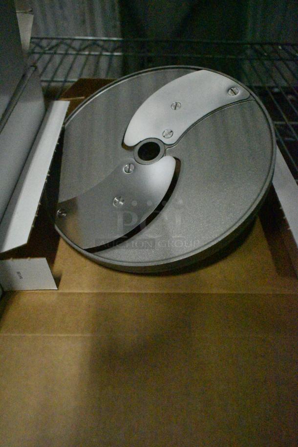 3 BRAND NEW SCRATCH AND DENT! Robot Coupe Food Processor Blades Including 28064W 1/8" Slicing Disc. 3 Times Your Bid! - Image 2 of 6