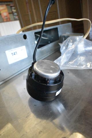 BRAND NEW SCRATCH AND DENT! 39725303301 Heatcraft 25303301 Fan Motor