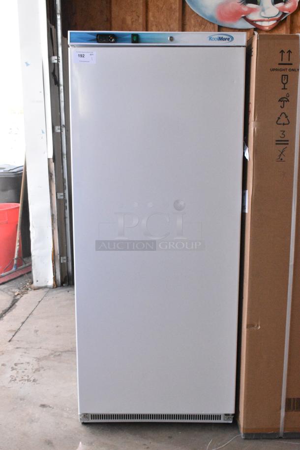 BRAND NEW SCRATCH AND DENT! KoolMore KM-FMD20WH 21 Cu. ft. Commercial Reach-in Freezer in White Manual Defrost. Tested and Working! - Image 2 of 7