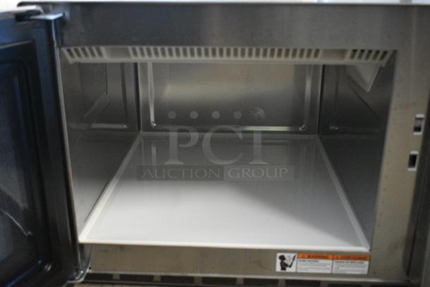 BRAND NEW SCRATCH AND DENT! 2024 Solwave SWA21T Stainless Steel Commercial Countertop Microwave Oven. 208/240 Volts, 1 Phase. - Image 5 of 7