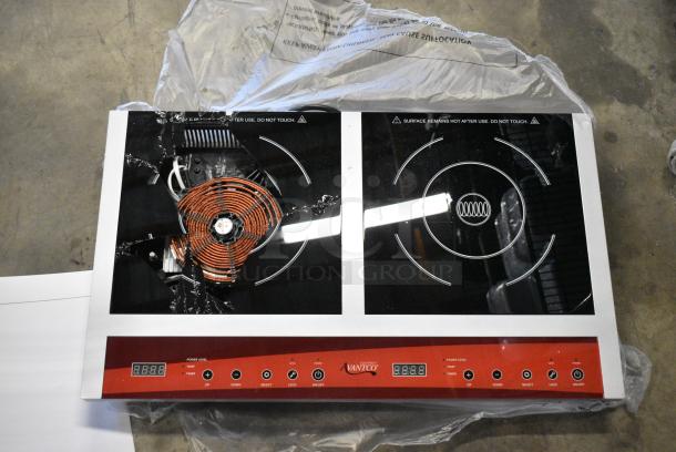 BRAND NEW SCRATCH AND DENT! Avantco 177IC18DB IC18DB Double Countertop Induction Range / Cooker. See Pictures for Damage. 120 Votls, 1 Phase. - Image 1 of 5