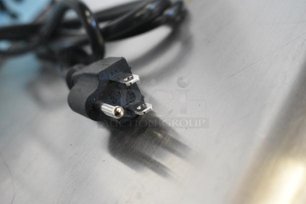 Omcan PFS-16 Metal Countertop Sealer. 120 Volts, 1 Phase. Tested and Working! - Image 8 of 10