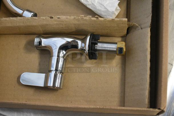 BRAND NEW SCRATCH AND DENT! American Standard 7100241H.002 Heritage 1.5 GPM Deck-Mount Single Handle Pantry Faucet with Gooseneck Spout - Image 3 of 5