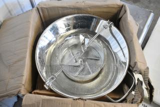 BRAND NEW SCRATCH AND DENT! L. Teller M500 14" Diameter Tin-Plated #5 Rotary Food Mill 3mm Grid - 8 Qt. Capacity