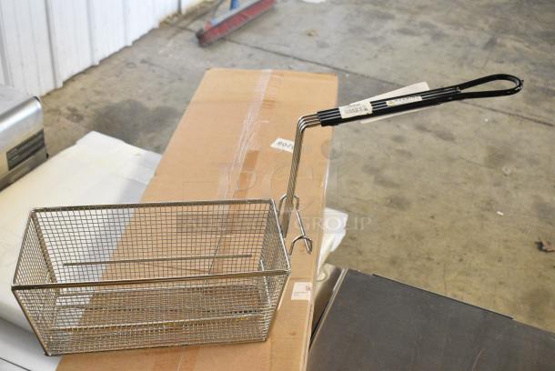 2 BRAND NEW SCRATCH AND DENT! 190FB1466 13 1/2" x 6 1/4" x 6" Half Size Fryer Basket with Back Hook. 2 Times Your Bid! - Image 1 of 5