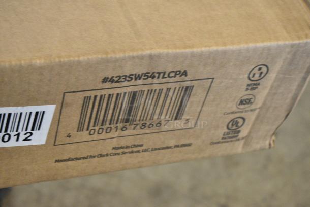 BRAND NEW SCRATCH AND DENT! ServIt 423SW54TLCPA 54" Lighted Strip Warmer with Single Toggle Control and Cord . 120 Volts, 1 Phase. - Image 3 of 4