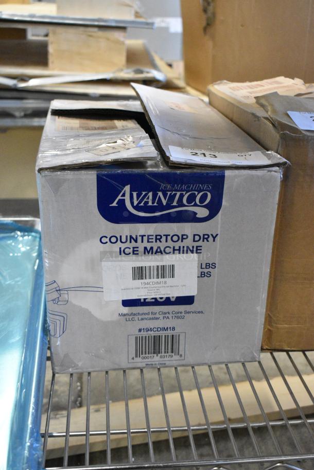 BRAND NEW SCRATCH AND DENT! 194CDIM18 Avantco Ice CDIM-18 Mini Countertop Dry Ice Machine. 120 Volts, 1 Phase. - Image 2 of 6