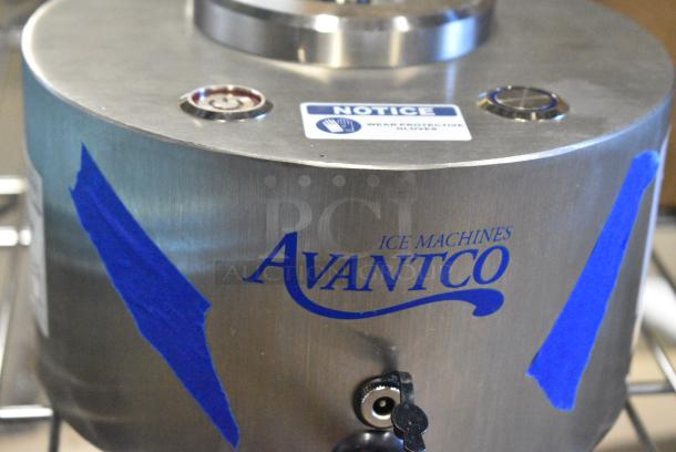 BRAND NEW SCRATCH AND DENT! 194CDIM18 Avantco Ice CDIM-18 Mini Countertop Dry Ice Machine. 120 Volts, 1 Phase. - Image 4 of 6