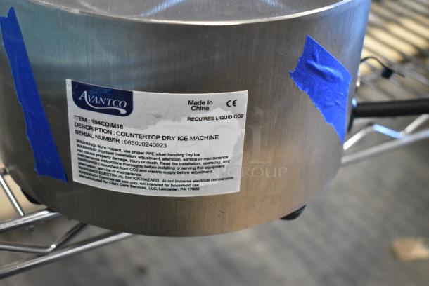 BRAND NEW SCRATCH AND DENT! 194CDIM18 Avantco Ice CDIM-18 Mini Countertop Dry Ice Machine. 120 Volts, 1 Phase. - Image 6 of 6