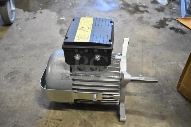 BRAND NEW SCRATCH AND DENT! 2024 Nidec Motor. 208-240 Volts, 1 Phase. - Image 1 of 5