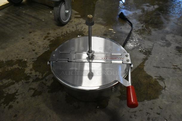BRAND NEW SCRATCH AND DENT! Carnival King 382PM8KETTLE Replacement Kettle for PM850 8 oz. Popcorn Poppers - Image 3 of 7