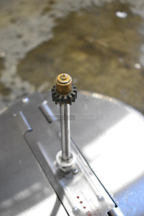 BRAND NEW SCRATCH AND DENT! Carnival King 382PM8KETTLE Replacement Kettle for PM850 8 oz. Popcorn Poppers - Image 6 of 7